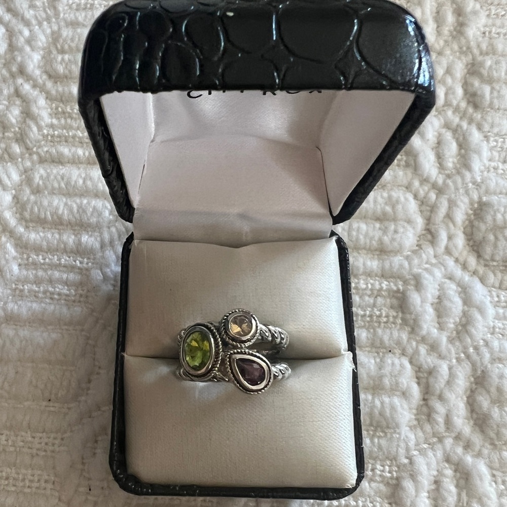 City Rod cable wrap gemstone ring